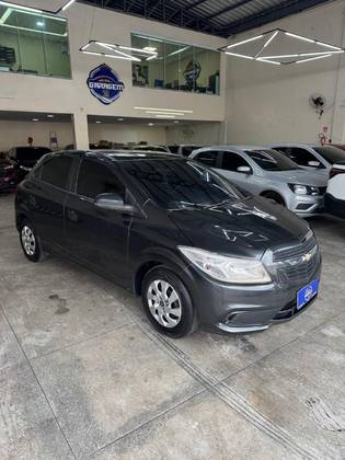 CHEVROLET ONIX 1.0 MPFI JOY 8V FLEX 4P MANUAL CHEVROLET ONIX 1.0 MPFI JOY 8V FLEX 4P MANUAL